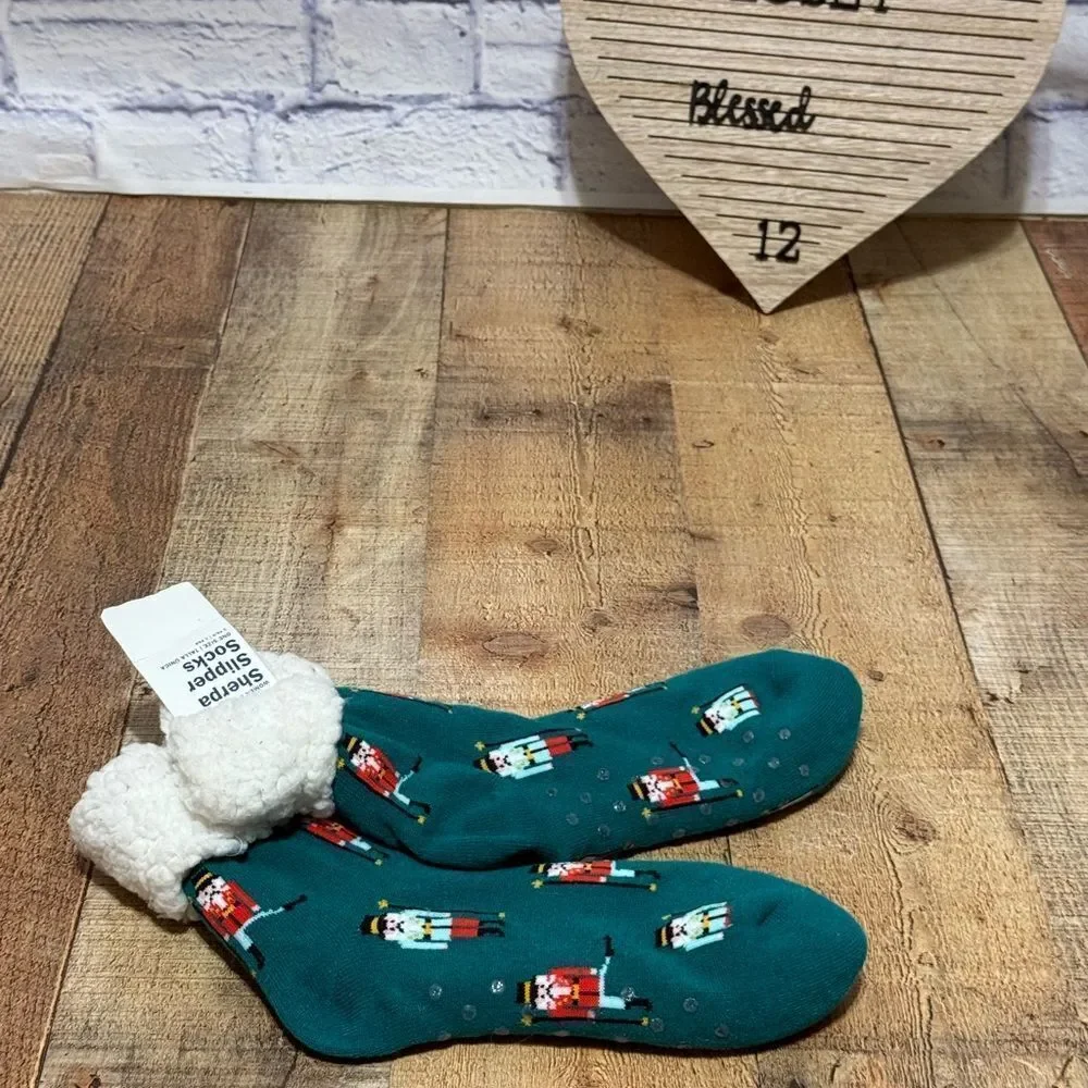Old Navy Sherpa Slipper Socks Green Multi-Color ‎ One Size Women's New